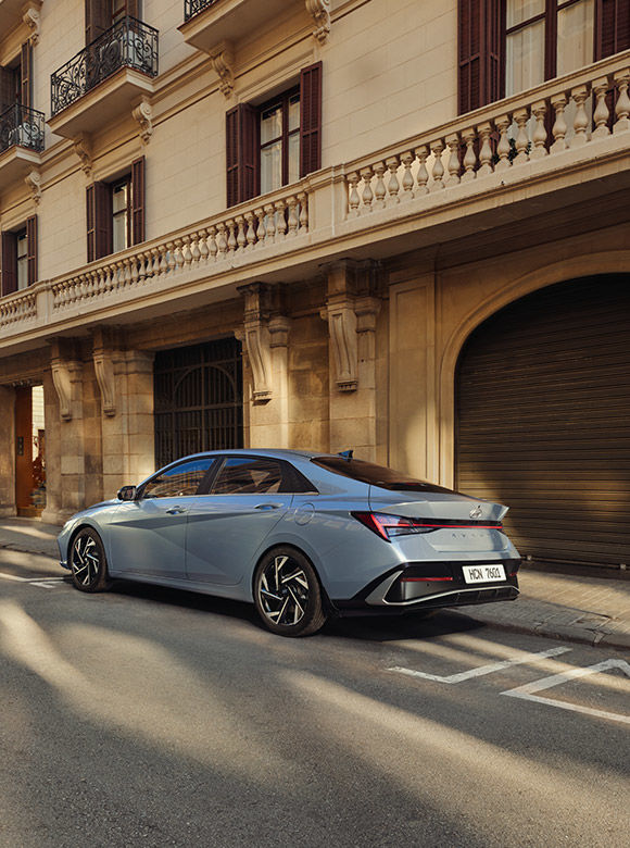 Дизайн Hyundai ELANTRA | Сучасний Седан | Техноцентр Навігатор - фото 7