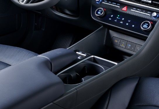 Дизайн SONATA | Стильний Седан | Техноцентр Навігатор - фото 30