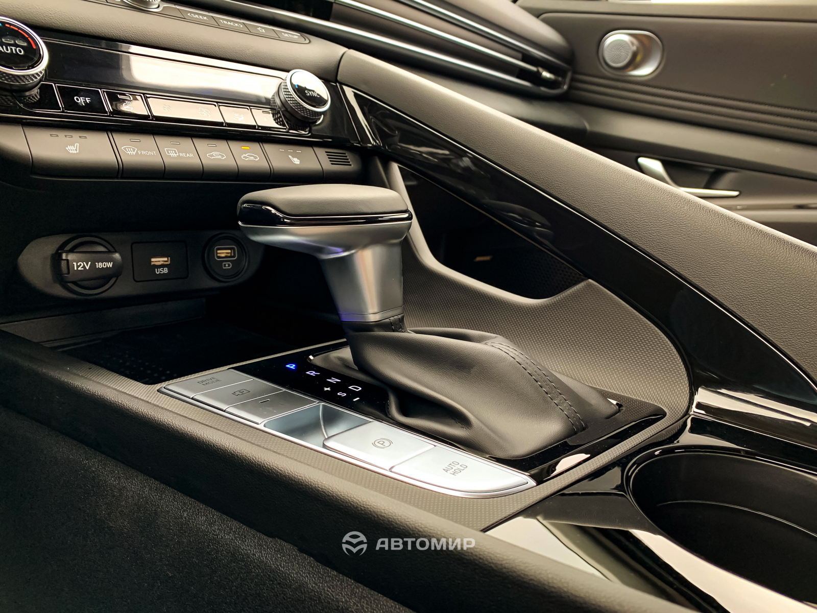 Hyundai Elantra Premium в наявності у автосалоні! | Техноцентр «Навигатор» - фото 10