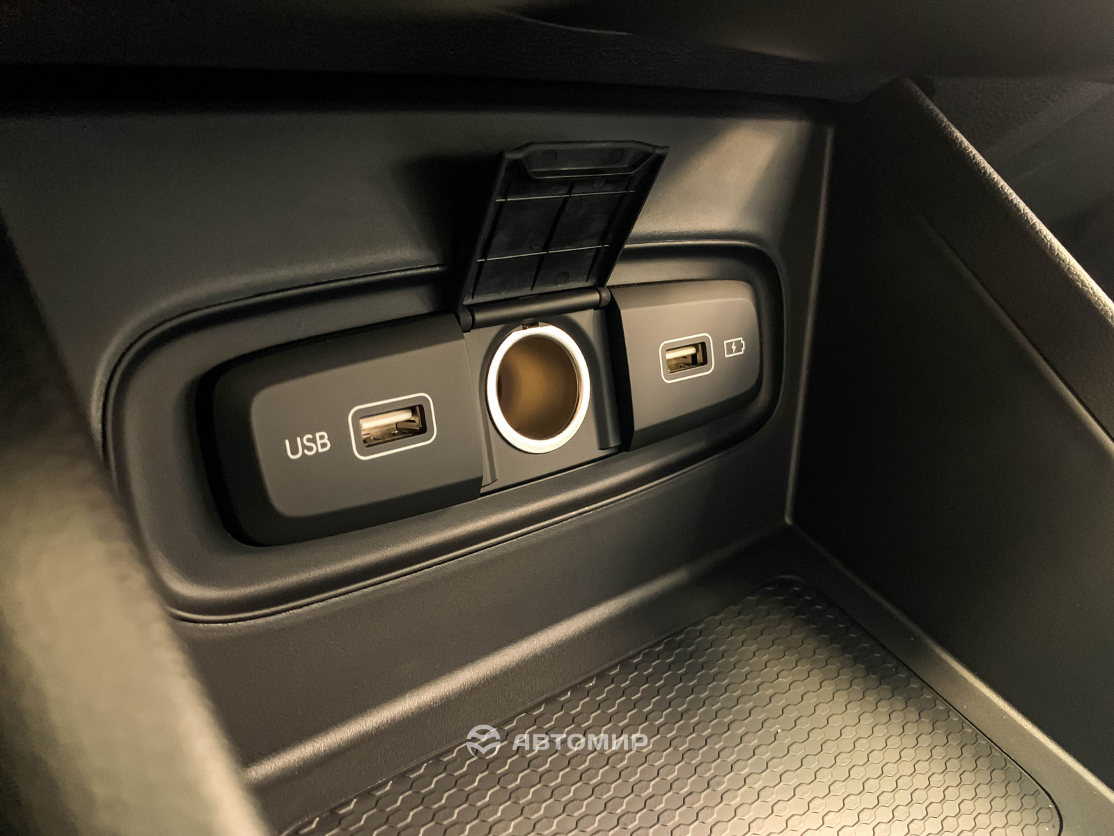 Hyundai VENUE Elegance AT. Розумні переваги на оригінальні рішення. | Техноцентр «Навигатор» - фото 17